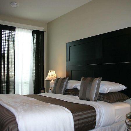 The Guest Suite On The Fairways Kelowna Exterior photo